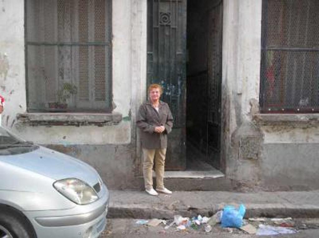 ORAN MAI 2006 RUE DE LA MARGUERITE AU NUMERO 14.JPG